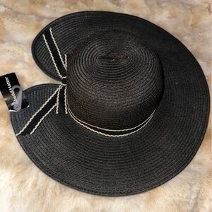 Chic Black Sun Hat with Ribbon Detail